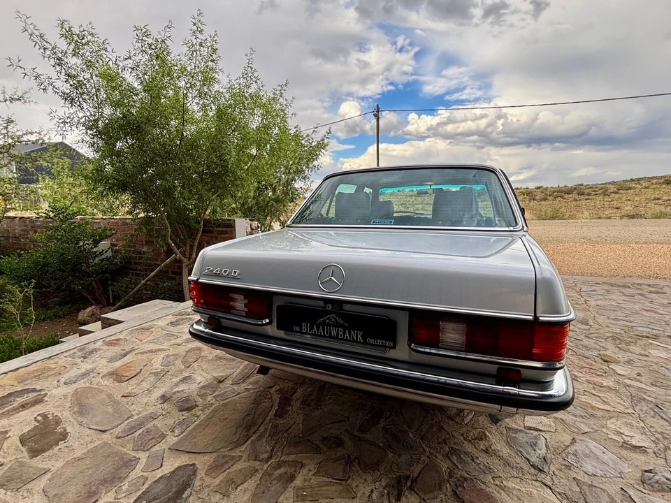 1985 Mercedes-Benz W123 Sedan - Image 12 of 31