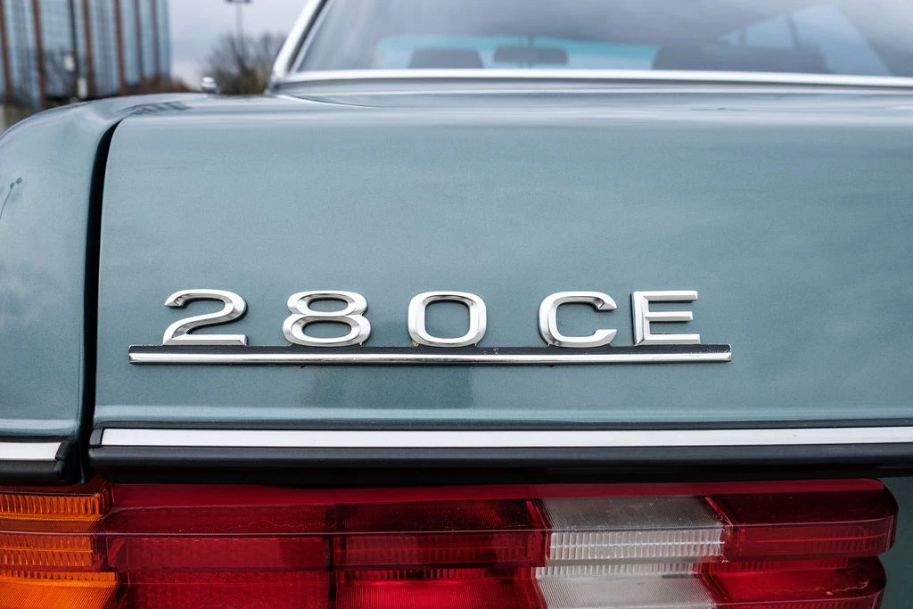 1985 Mercedes-Benz W123 Coupe (C123) - Image 11 of 31