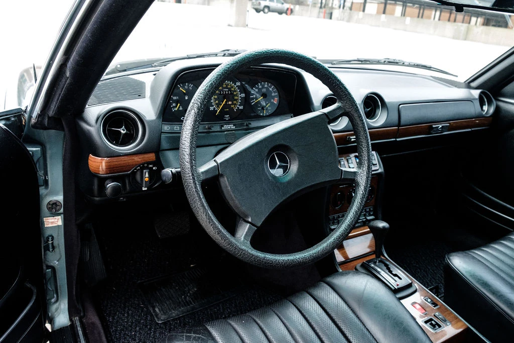 1985 Mercedes-Benz W123 Coupe (C123) - Image 30 of 31