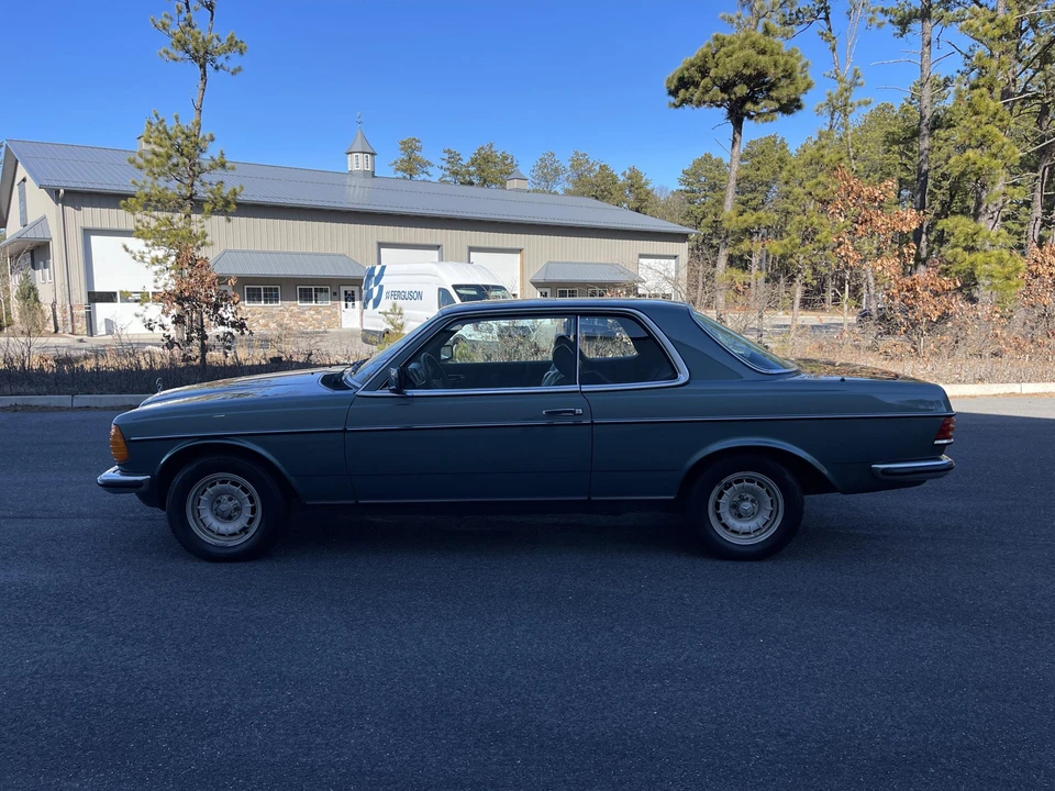 1985 Mercedes-Benz W123 Coupe (C123) - Image 10 of 31