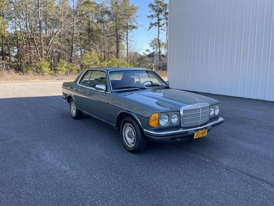 1985 Mercedes-Benz W123 Coupe (C123) - Image 4 of 31