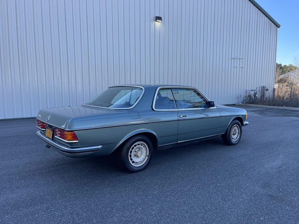 1985 Mercedes-Benz W123 Coupe (C123) - Image 6 of 31