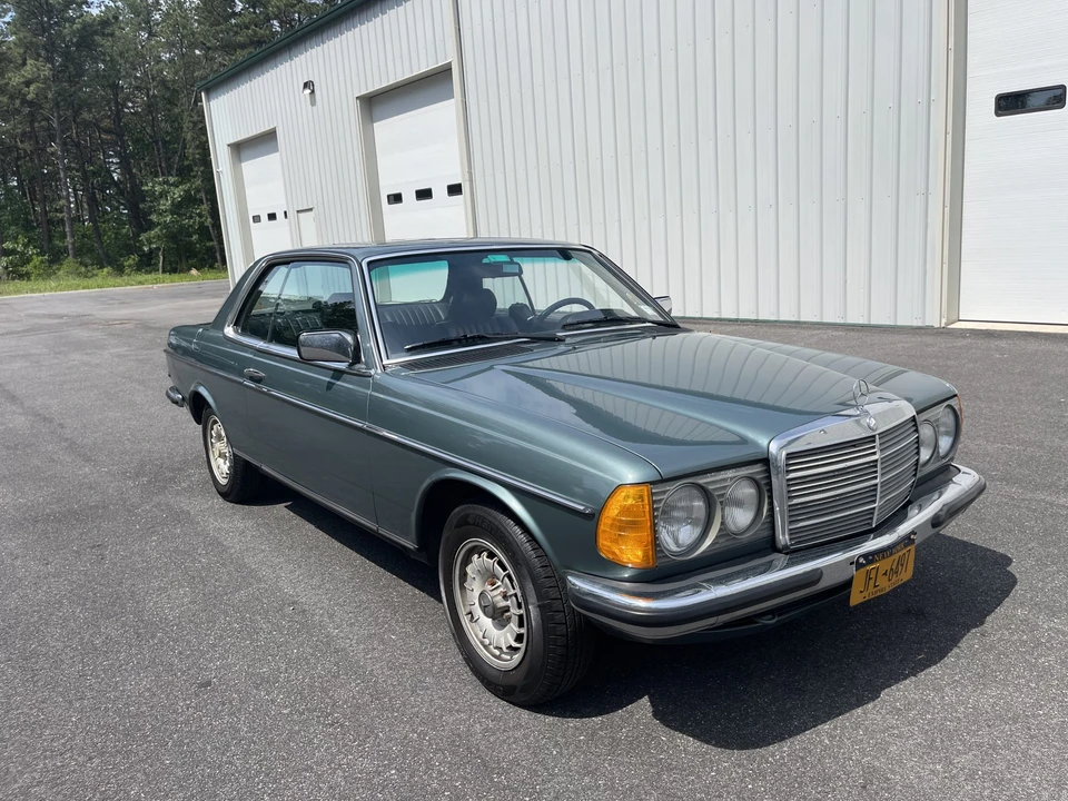 1985 Mercedes-Benz W123 Coupe (C123) - Image 12 of 31