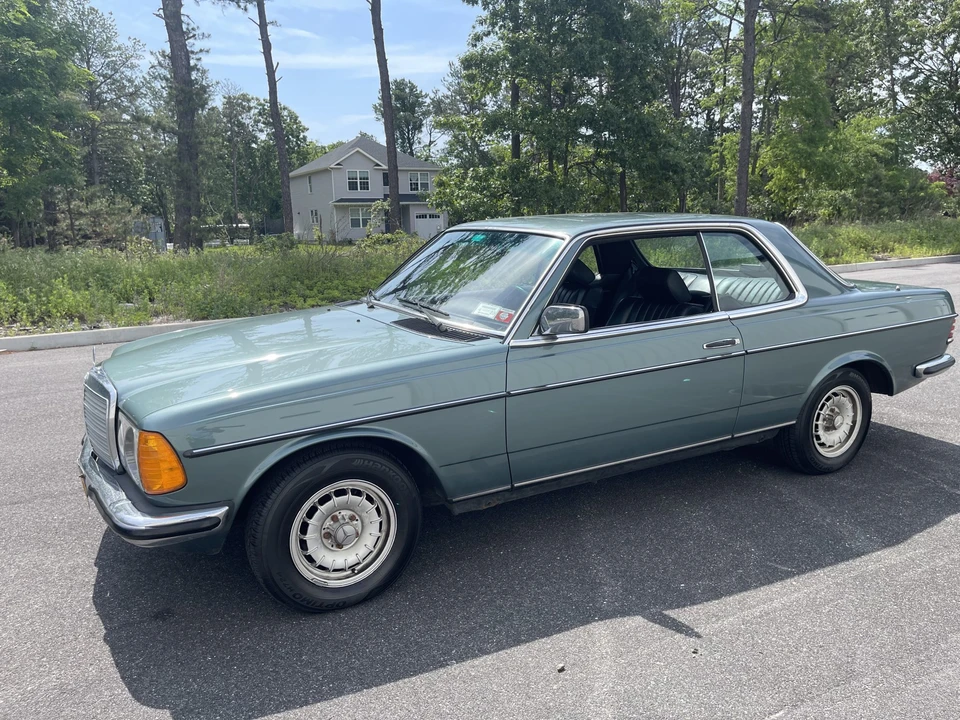 1985 Mercedes-Benz W123 Coupe (C123) - Image 11 of 31