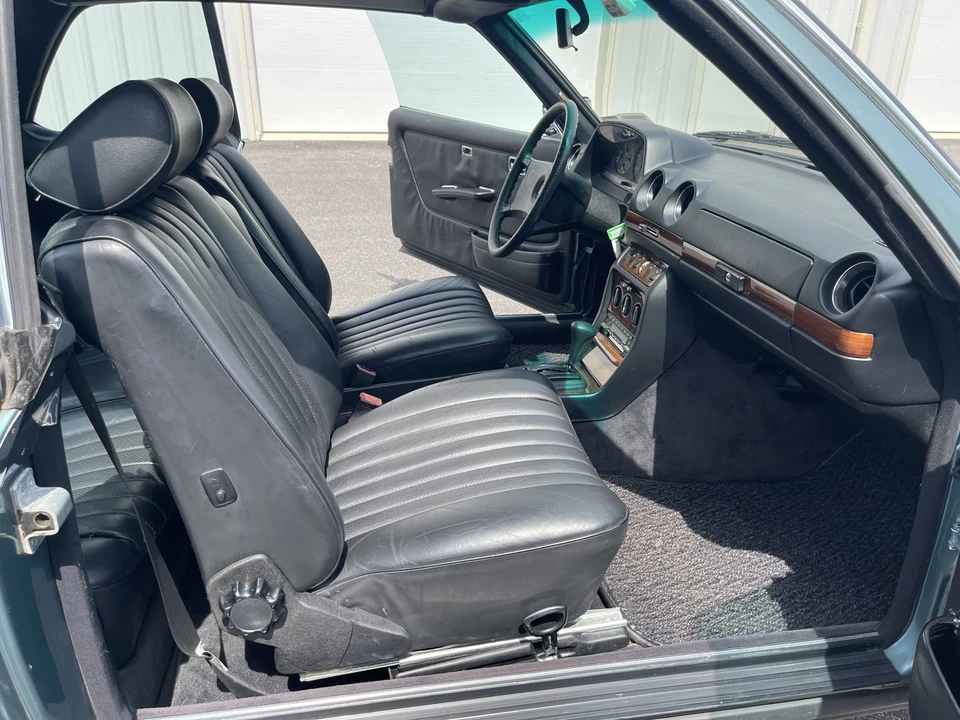 1985 Mercedes-Benz W123 Coupe (C123) - Image 29 of 31