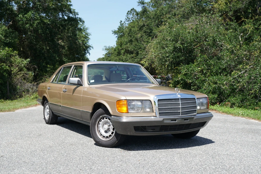 1985 Mercedes-Benz W126 S-Class Sedan - Image 15 of 31