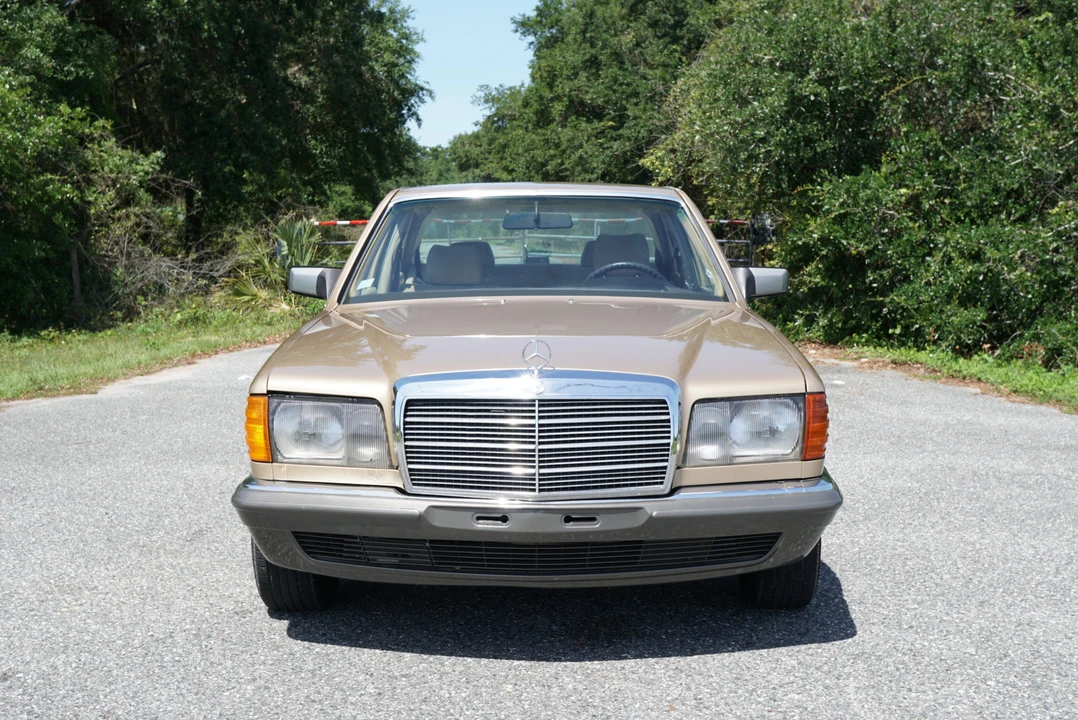 1985 Mercedes-Benz W126 S-Class Sedan - Image 18 of 31