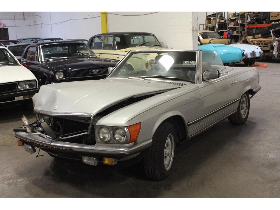 1985 Mercedes-Benz R107 SL-Class - Image 4 of 29