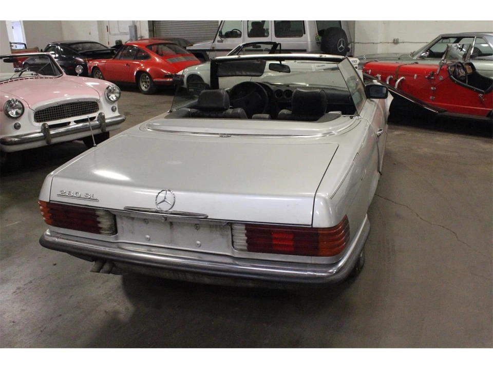 1985 Mercedes-Benz R107 SL-Class - Image 7 of 29