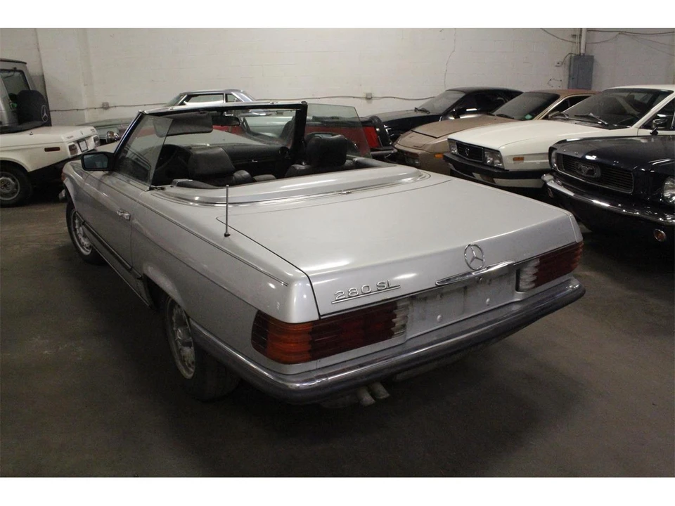 1985 Mercedes-Benz R107 SL-Class - Image 29 of 29