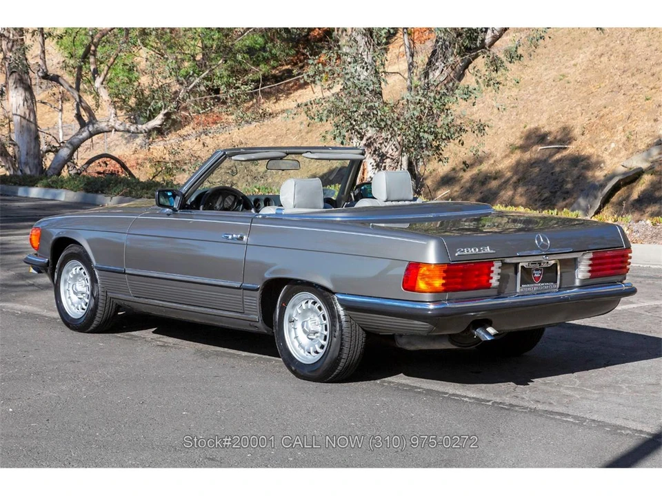 1985 Mercedes-Benz R107 SL-Class - Image 7 of 31