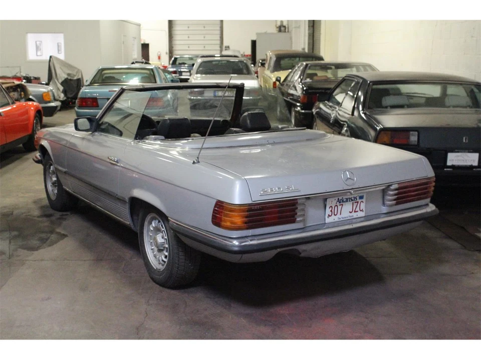 1985 Mercedes-Benz R107 SL-Class - Image 3 of 24