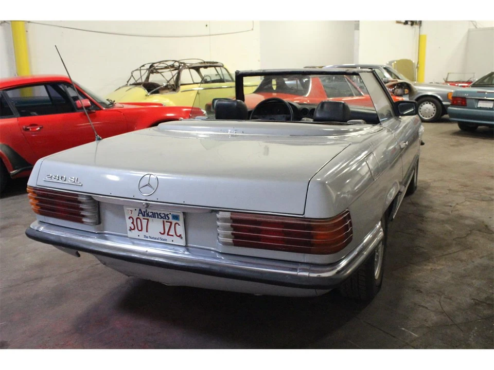 1985 Mercedes-Benz R107 SL-Class - Image 4 of 24
