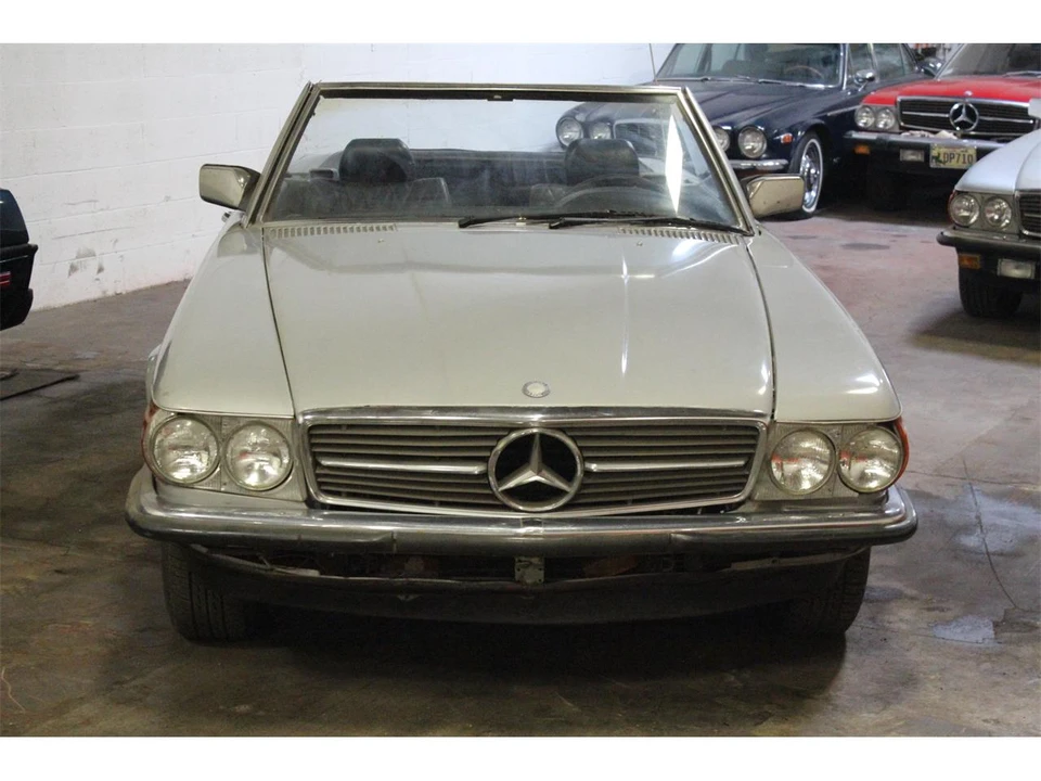 1985 Mercedes-Benz R107 SL-Class - Image 5 of 24