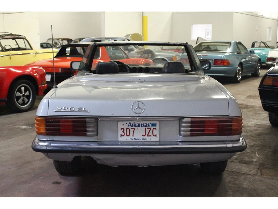 1985 Mercedes-Benz R107 SL-Class - Image 6 of 24