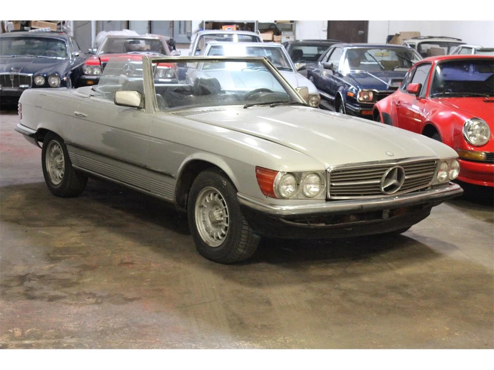 1985 Mercedes-Benz R107 SL-Class - Image 9 of 24