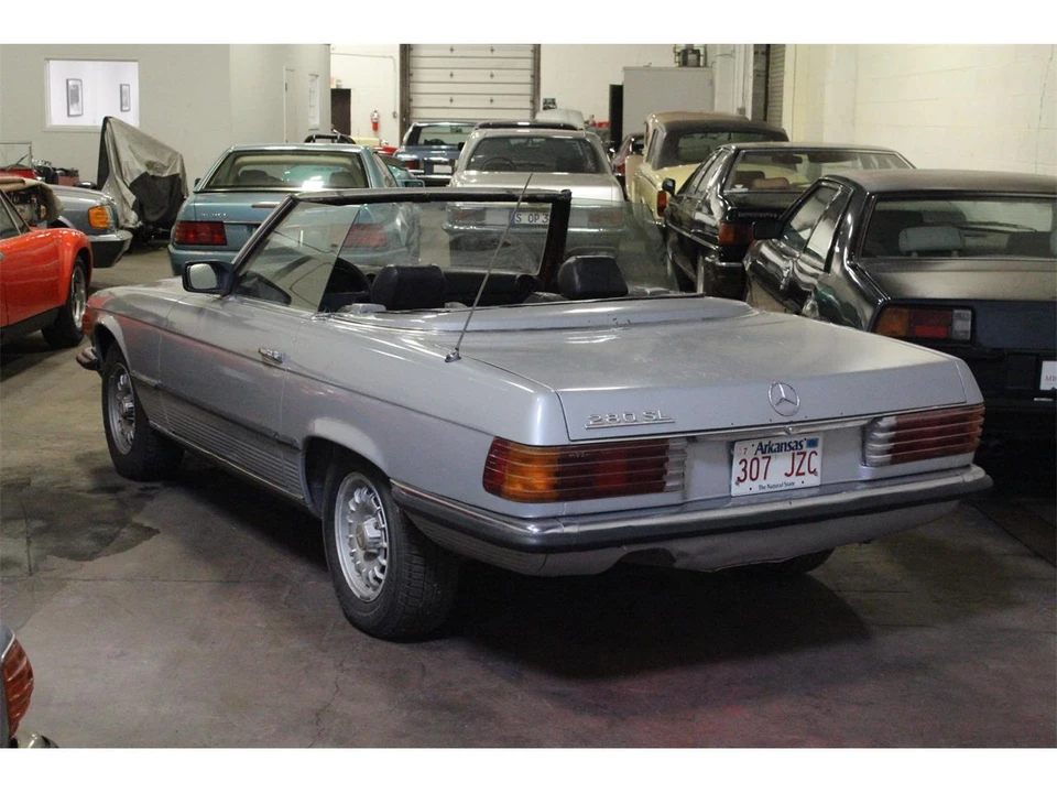 1985 Mercedes-Benz R107 SL-Class - Image 24 of 24