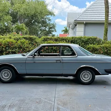 1985 Mercedes-Benz 300 CE