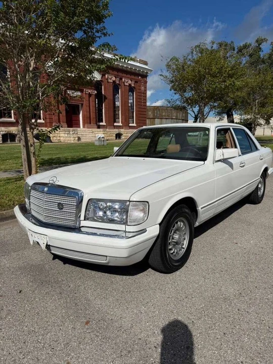 1985 Mercedes-Benz W124 E-Class - Image 2 of 13
