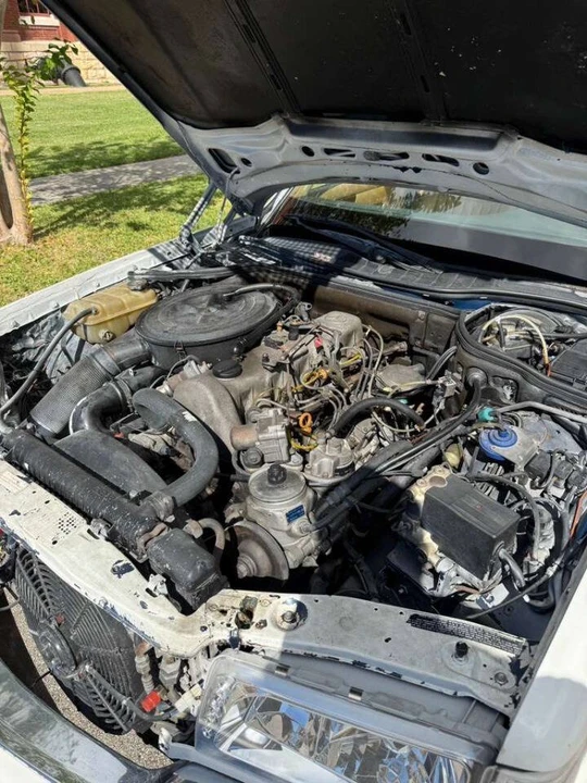 1985 Mercedes-Benz W124 E-Class - Image 7 of 13
