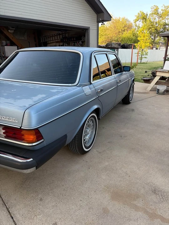 1985 Mercedes-Benz 190E - Image 4 of 8