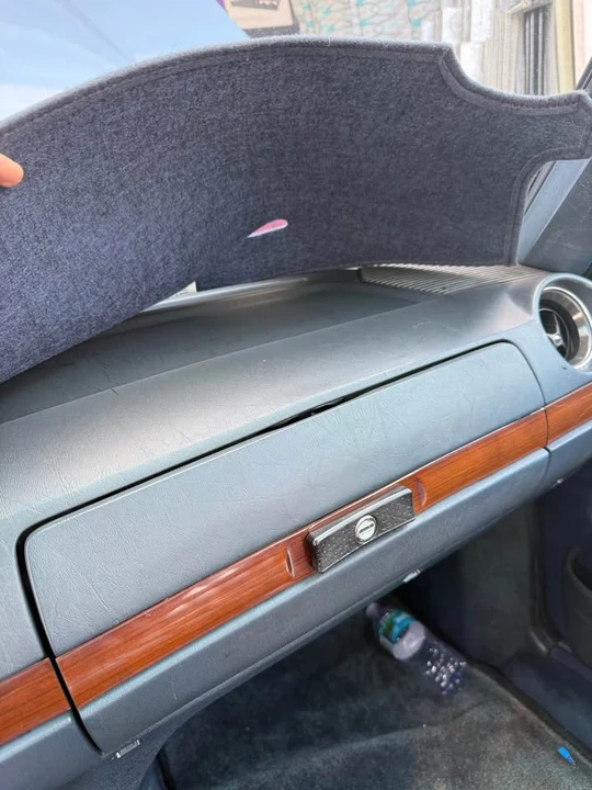 1985 Mercedes-Benz 190E - Image 13 of 18