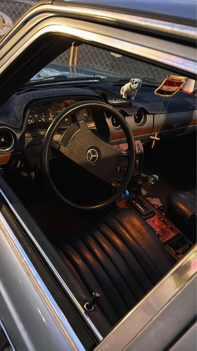 1985 Mercedes-Benz 190E - Image 8 of 18