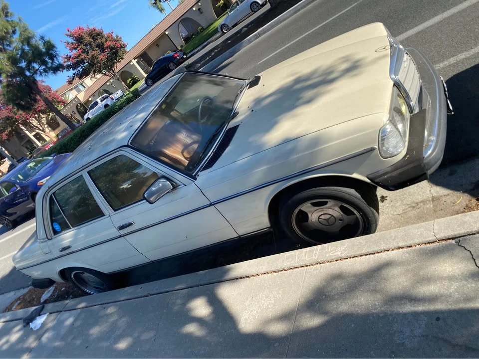 1985 Mercedes-Benz 190E - Image 3 of 8