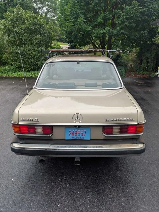 1985 Mercedes-Benz 190E - Image 5 of 10