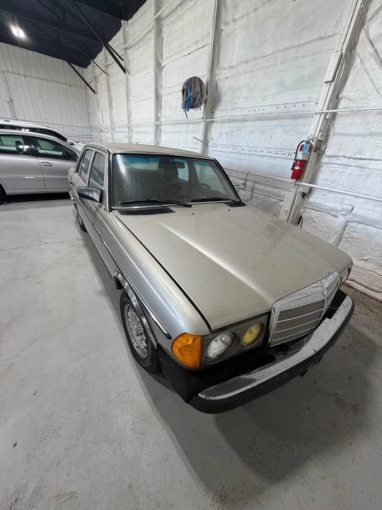1985 Mercedes-Benz 190E - Image 2 of 14