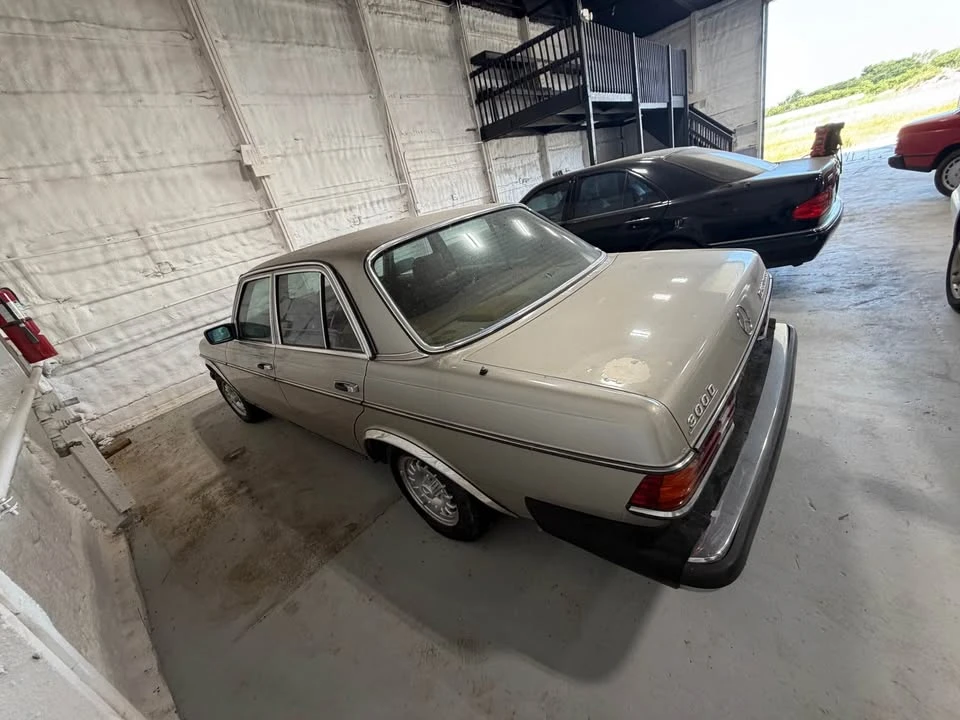 1985 Mercedes-Benz 190E - Image 7 of 14