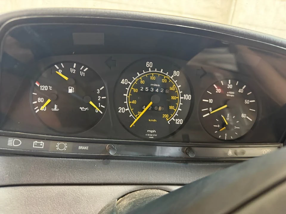 1985 Mercedes-Benz 190E - Image 8 of 14