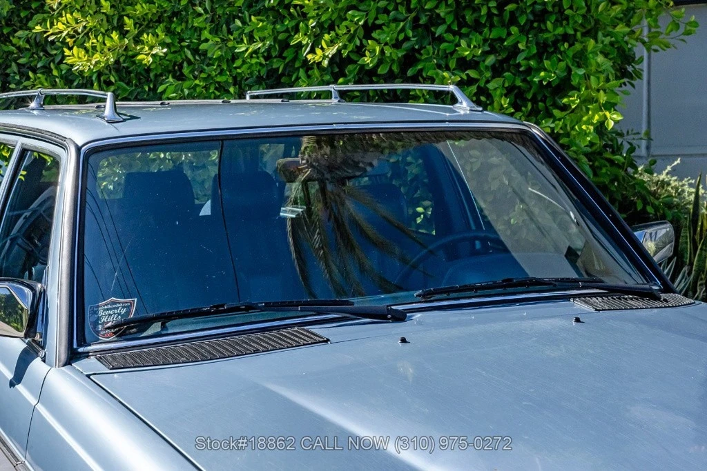 1985 Mercedes-Benz W124 E-Class - Image 9 of 12