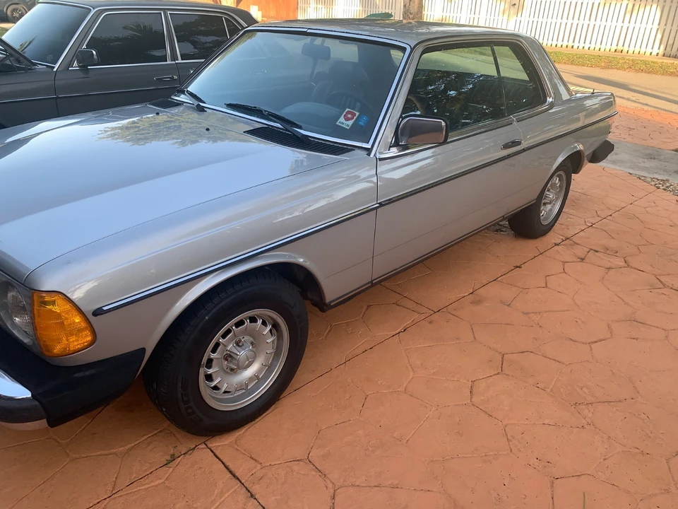 1985 Mercedes-Benz W123 Coupe (C123) - Image 3 of 20