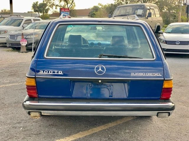 1985 Mercedes-Benz W123 Wagon (S123) - Image 6 of 18