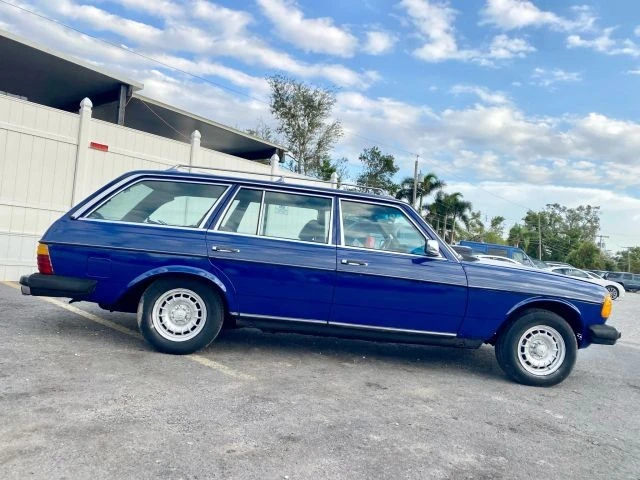 1985 Mercedes-Benz W123 Wagon (S123) - Image 10 of 18