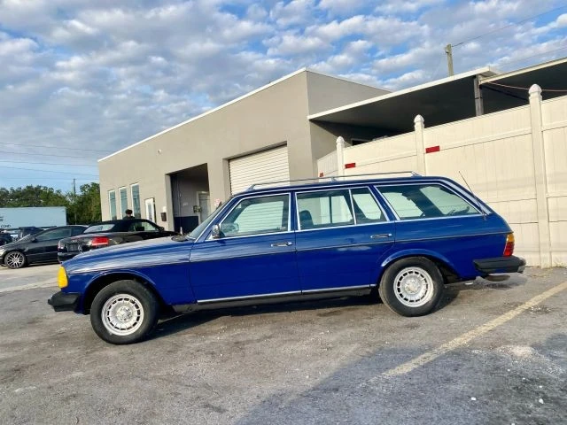 1985 Mercedes-Benz W123 Wagon (S123) - Image 12 of 18