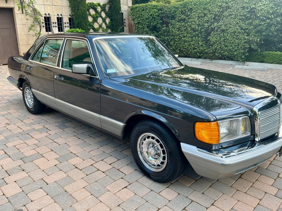1985 Mercedes-Benz W126 S-Class Sedan - Image 10 of 21