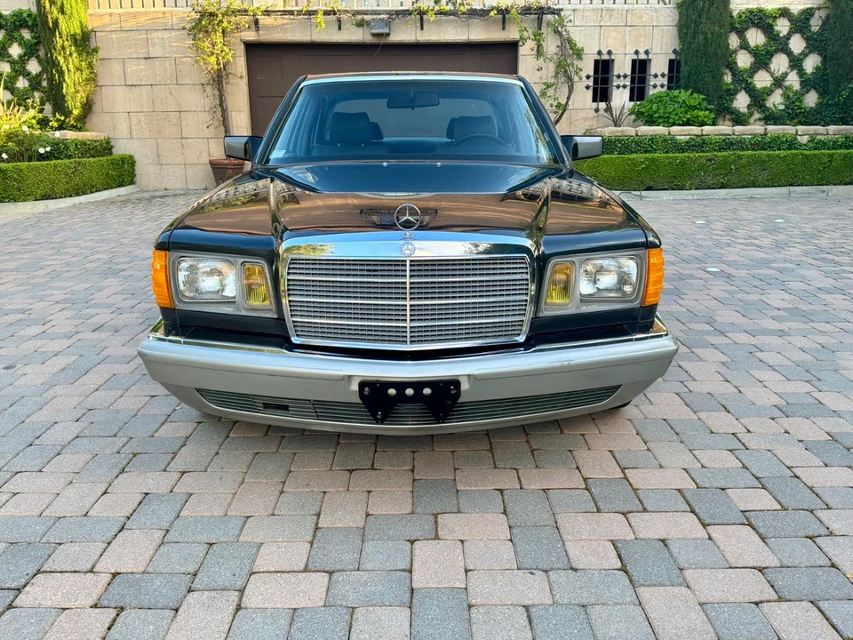 1985 Mercedes-Benz W126 S-Class Sedan - Image 13 of 21