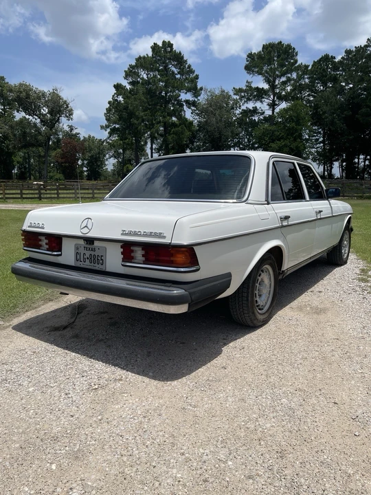 1985 Mercedes-Benz W124 E-Class - Image 4 of 20