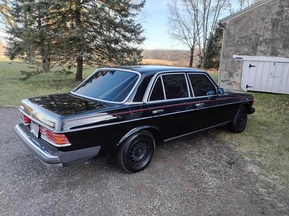 1985 Mercedes-Benz W124 E-Class - Image 4 of 18