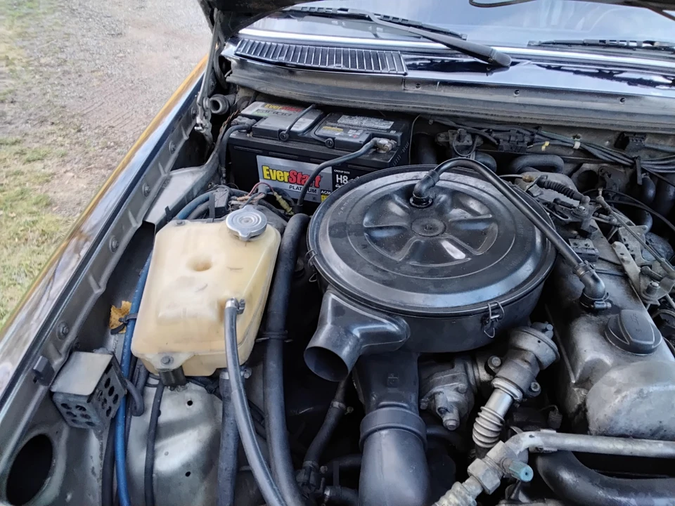 1985 Mercedes-Benz W124 E-Class - Image 17 of 18