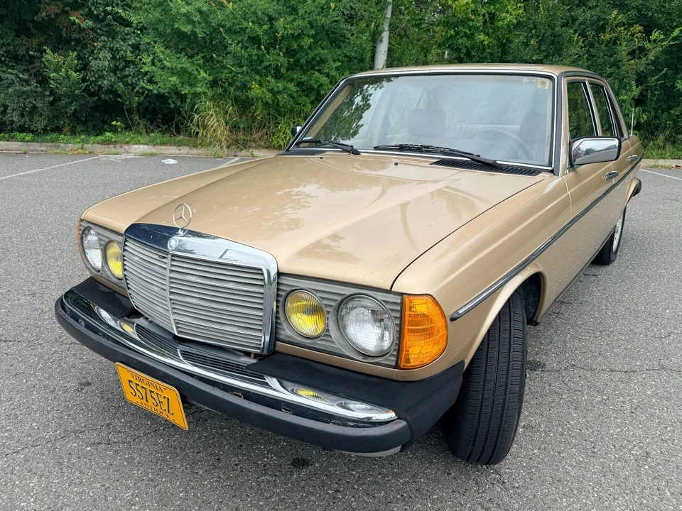 1985 Mercedes-Benz W124 E-Class - Image 8 of 31