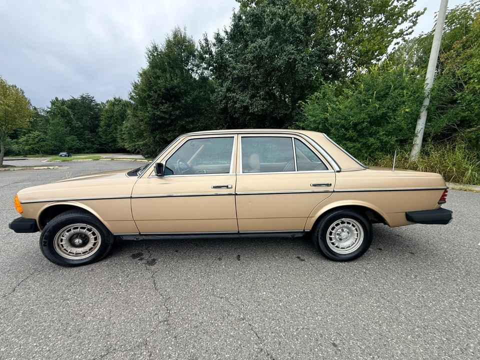1985 Mercedes-Benz W124 E-Class - Image 15 of 31