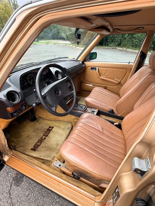 1985 Mercedes-Benz W124 E-Class - Image 19 of 31