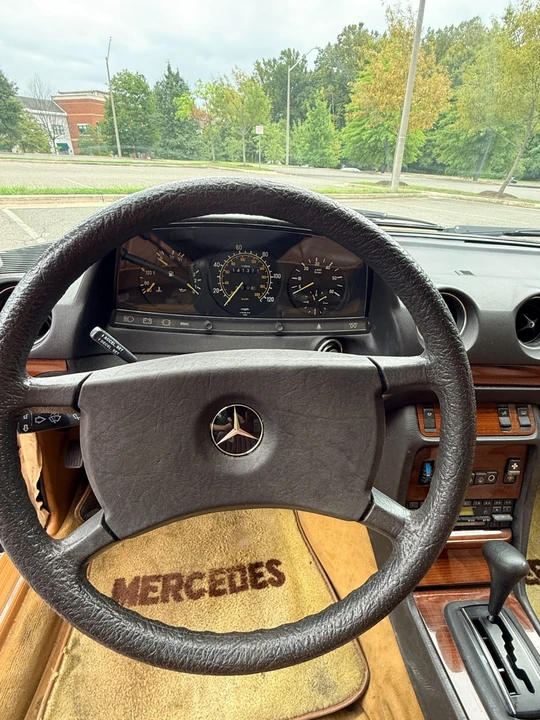 1985 Mercedes-Benz W124 E-Class - Image 20 of 31