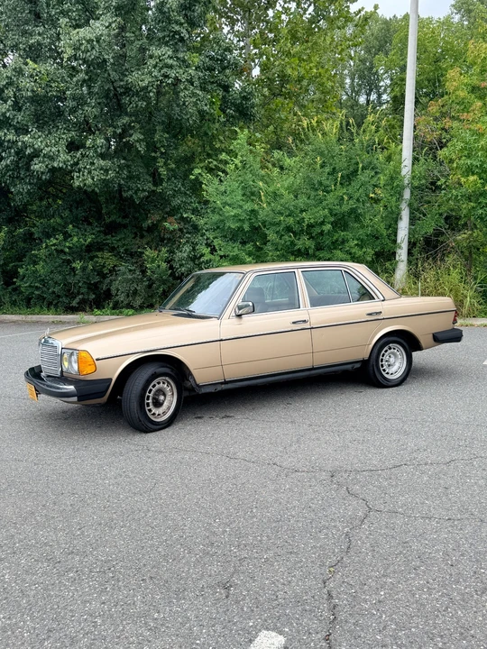 1985 Mercedes-Benz W124 E-Class - Image 4 of 31