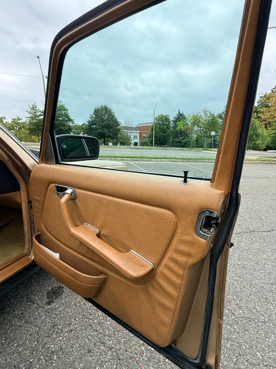 1985 Mercedes-Benz W124 E-Class - Image 27 of 31