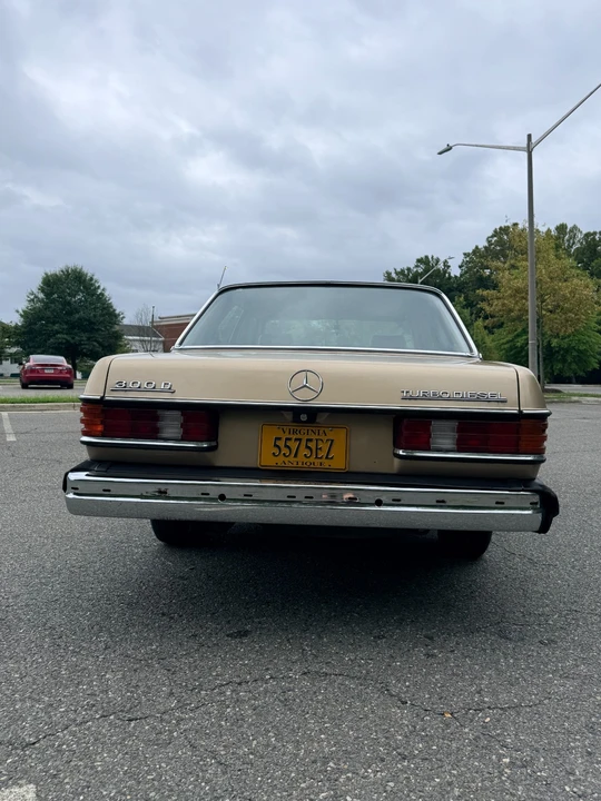 1985 Mercedes-Benz W124 E-Class - Image 12 of 31