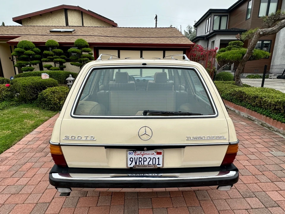 1985 Mercedes-Benz R107 SL-Class - Image 8 of 21